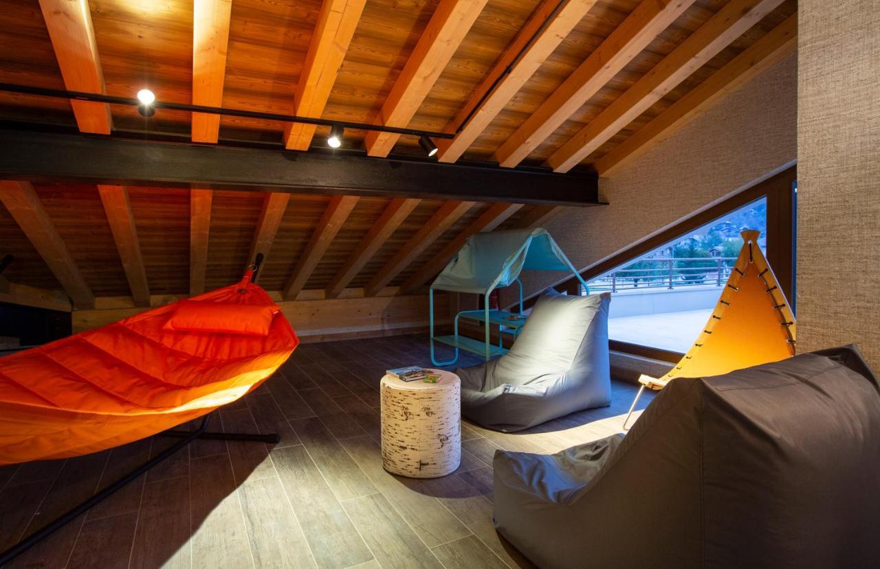 Hotel Base Camp Lodge - Bourg Saint Maurice Eksteriør billede